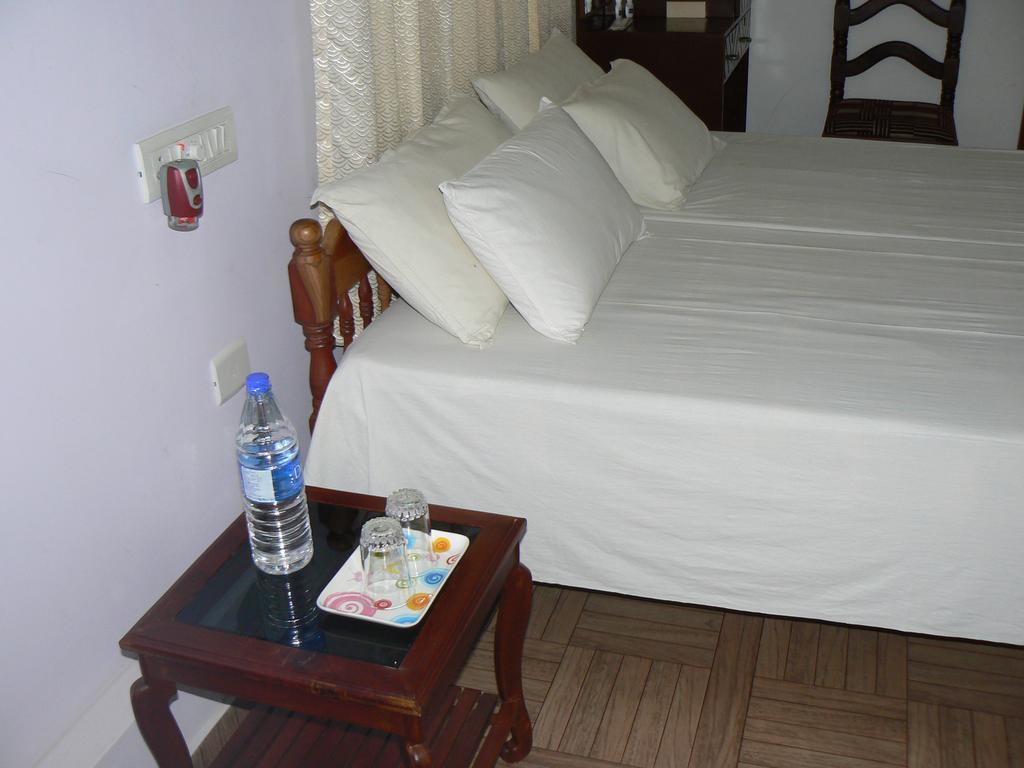 Aroma Home Stay Kochi Esterno foto