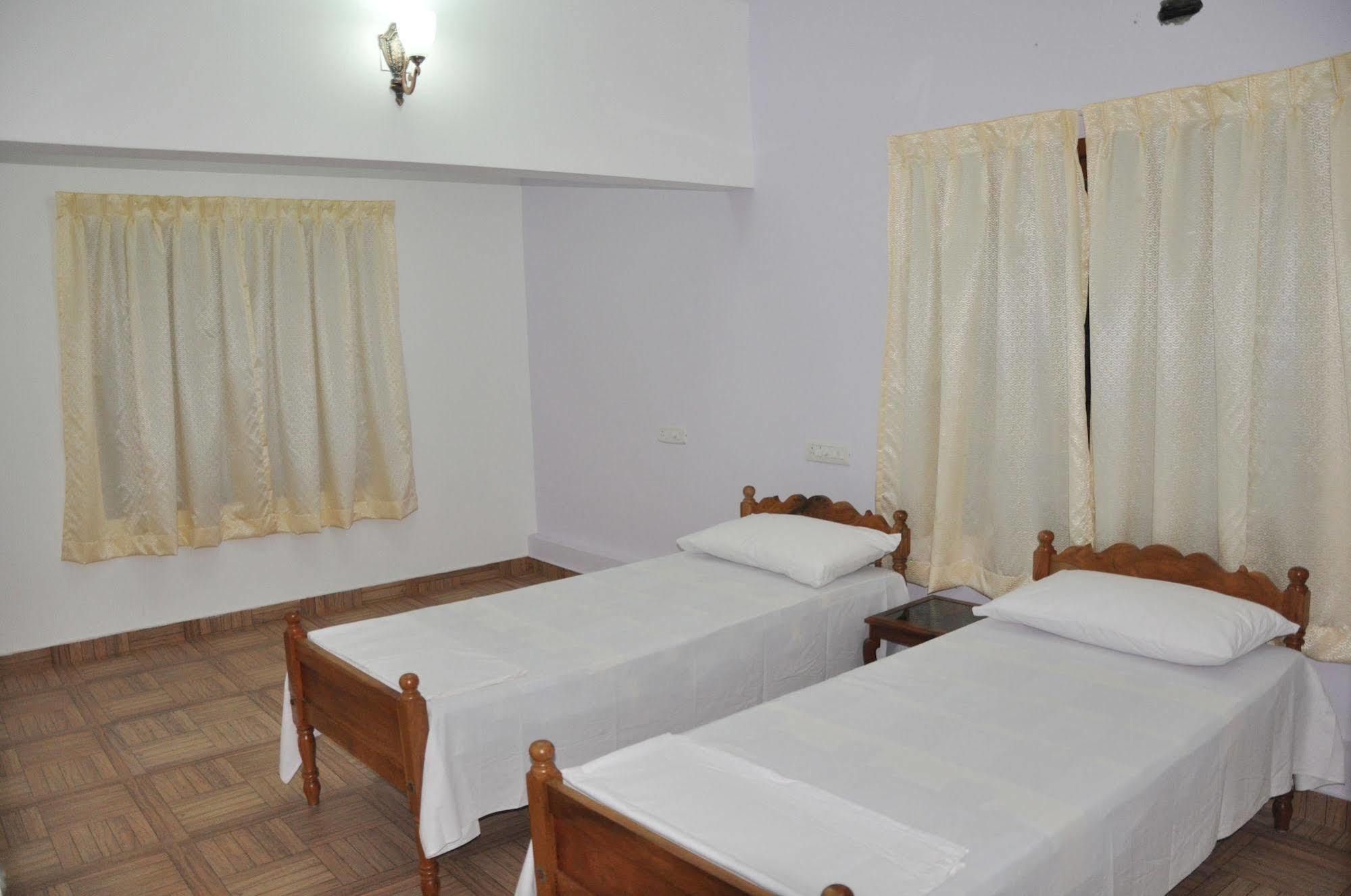 Aroma Home Stay Kochi Esterno foto