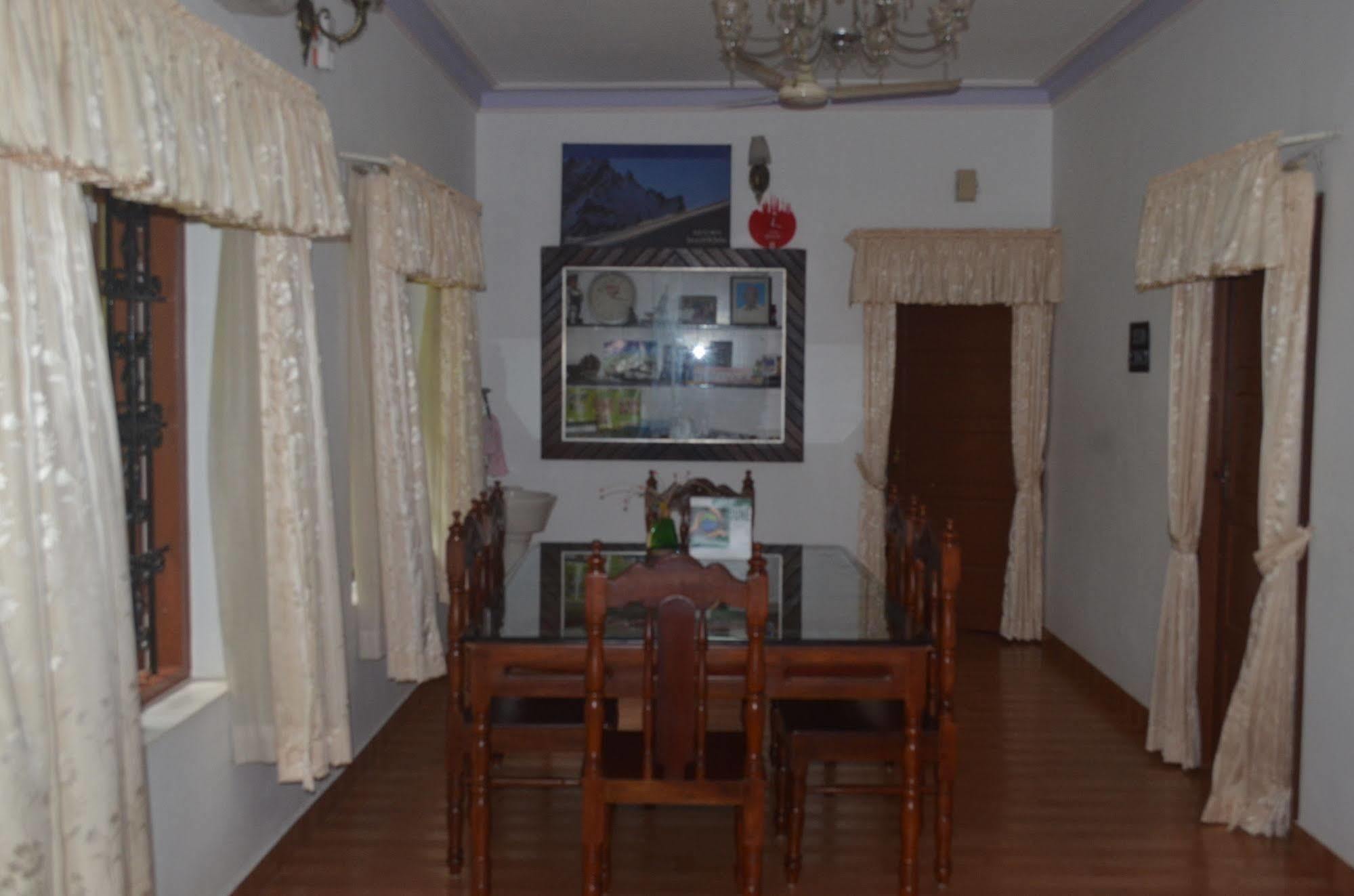 Aroma Home Stay Kochi Esterno foto