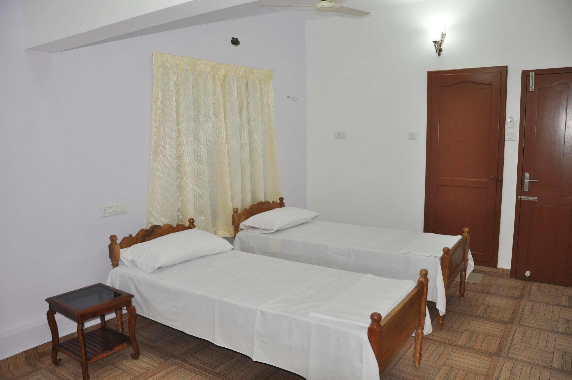 Aroma Home Stay Kochi Esterno foto